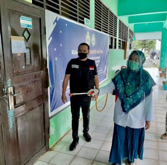 Kasus Covid-19 Tinggi, Majdah Pimpin Penyemprotan Disinfektan di UIM