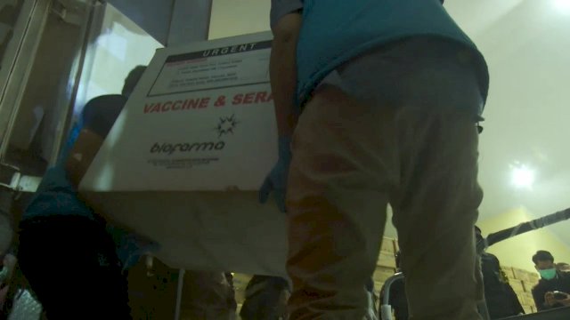 30.000 Vaksin Covid-19 Tiba di Sulsel, Makassar Dapat 14.355 Dosis