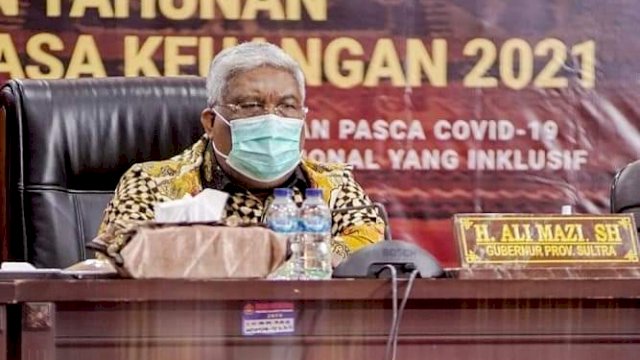 Gubernur Sultra Ali Mazi saat mengahidiri Rapat Tahunan IJK tahun 2021 secara virtual. Foto: istimewa