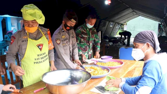 Ini yang Disiapkan Dapur Lapangan Brimob Polda Sulsel di Lokasi Pengungsian Korban Gempa Sulbar