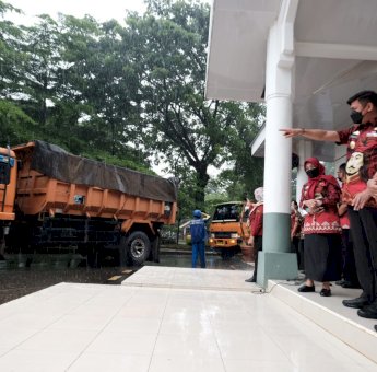 Bantu Korban Gempa Sulbar Bupati Gowa Kirim Rp180 juta Uang Tunai Hingga Puluhan Truk Logistik