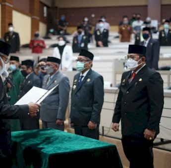 Taufan Pawe Lantik Enam Pejabat di Kota Parepare, Dua Diantaranya Promosi