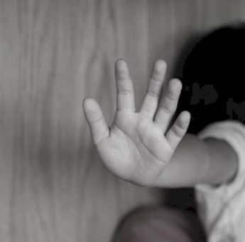 Diduga Cabuli Cucunya Sendiri, Seorang Kakek di Luwu Timur Diringkus Polisi