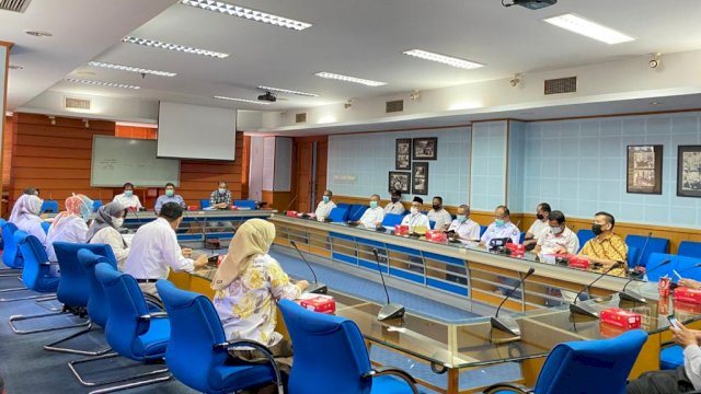 Pertemuan Bupati Soppeng Andi Kaswadi Razak berasama Wakil Rektor Bidang Akademik Unhas Prof. Muh. Restu, Rabu (10/02/2021).