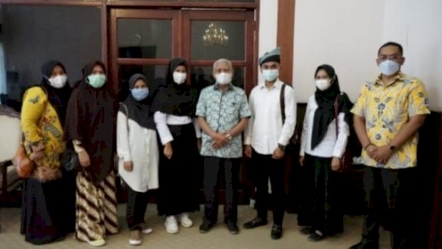 Lepas Siswa-Siswi yang Akan Ikuti Pelatihan di BLK Lembang, Ini Pesan Bupati Asahan