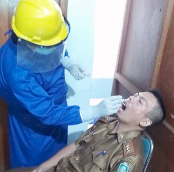 Gugus Covid-19 Parepare Bergerak Cepat, Lakukan Swab Test di Kantor BKPSDM