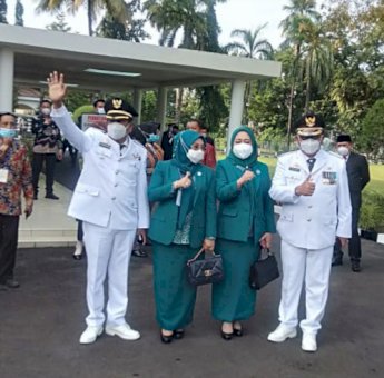 Prof. Nurdin Abdullah Lantik Bupati dan Wakil Bupati Soppeng, Lies Lantik Ketua Dekranasda