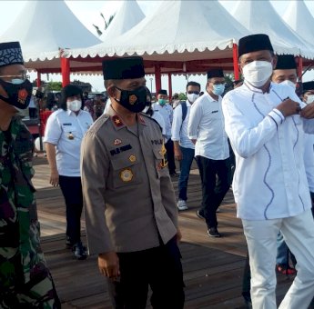 Lego-Lego Rampung, Gubernur Nurdin Abdullah: Selanjutnya Kita Selesaikan Masjid 99 Kubah