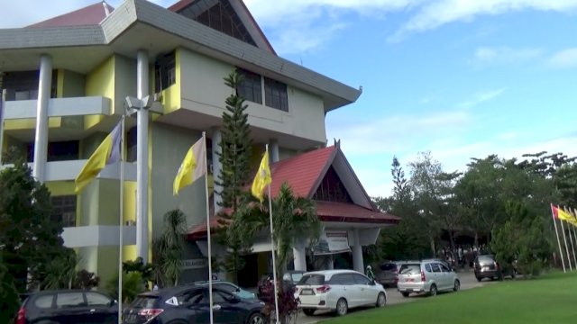 Gedung Rektorat UHO. Foto: istimewa