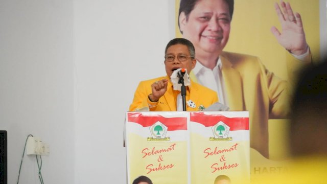 Ketua DPD I Partai Golkar Sulsel Taufan Pawe, membuka Muada DPD II Golkar Selayar, Minggu (14/02/2021).