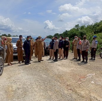Bersama Bupati, Tim Studi Kelayakan Pembentukan Polres Buteng Pantau Persiapan Pembangunan Kantor Polres