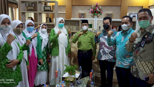 Pimpinan Wilayah Fatayat Nahdlatul Ulama (Fatayat NU) Sulawesi Selatan (Sulsel), bersilatutahim dengan Kepala Kantor Wilayah Kementerian Agama (Kakanwil Kemenag) Khaeroni, Kamis (18/2/2021). 