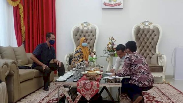 Wakil Bupati Sinjai bersama Badan Penanggulangan Bencana Daerah (BPBD) melakukan koordinasi ke Pemerintah Provinsi , Jumat (19/2/2021).