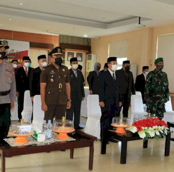 Plh Bupati Bersama Forkopimda Luwu Timur Ikuti Pelantikan Kepala Daerah Via Virtual