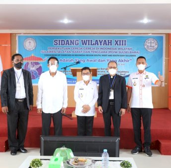 Judas Amir Bersama FKJ Hadiri Pembukaan Sidang PGIW Sulselbara