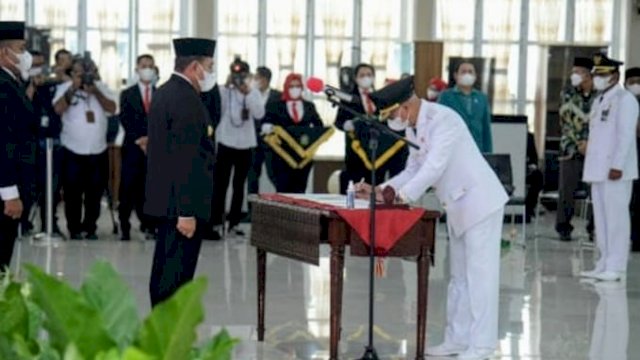 H.Surya dan Taufik Zainal Abidin Resmi Jabat Bupati dan Wakil Bupati Asahan