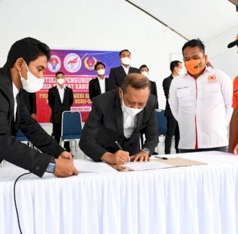 RMB Dilantik Jadi Ketua e-Sport Kota Palopo