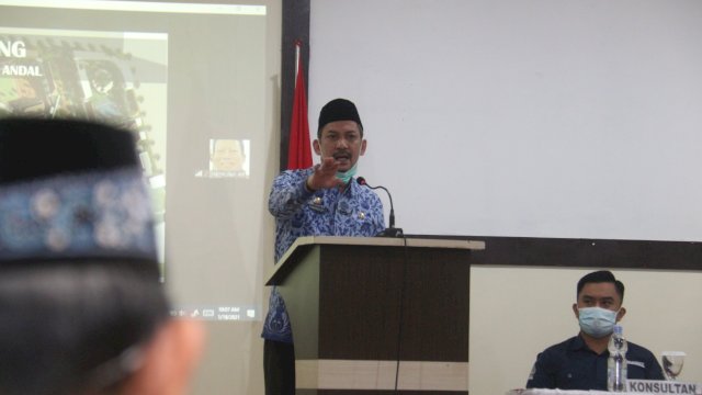 Pemerintah Kota Palopo Melalui Dinas Lingkungan Hidup menggelar Pertemuan untuk Pembahasan dokumen ANDAL, RKL/RPL Revitalisasi Kawasan Islamic Center Kota Palopo yang dilaksanakan di Hotel Mulia, Senin (18/1/2021).