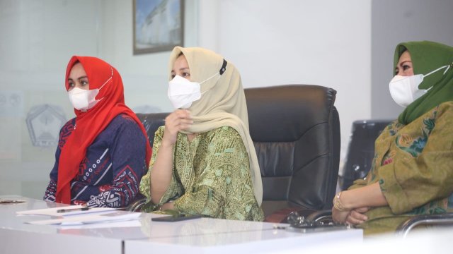 Peringatan HUT Dekranas ke 41 Tahun secara virtual di Peace Room A'Kio, Kantor Bupati Gowa, Rabu (03/03/2021).