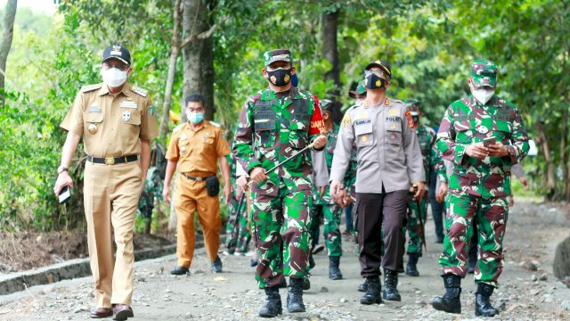Wali Kota Taufan Pawe Tinjau Langsung Lokasi TMMD ke-110 di Parepare