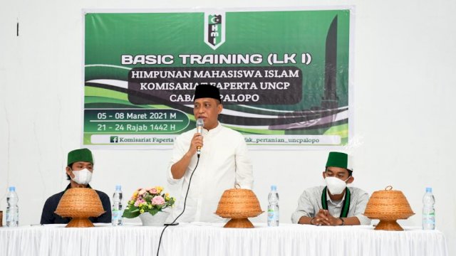Wakil Wali (Wawali) Kota Palopo menghadiri Basic Training (LK1) Himpunan Mahasiswa Islam (HMI) Cabang Palopo di Aula Rujab Wawali Palopo, Jumat (5/3/2021).