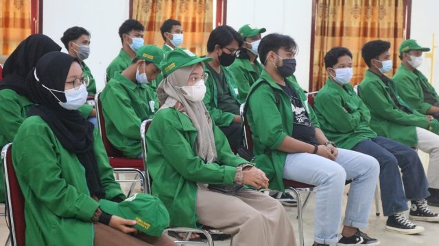 Diterima Wabup Budiman, 21 Mahasiswa KKN DK UINAM Tiba di Luwu Timur