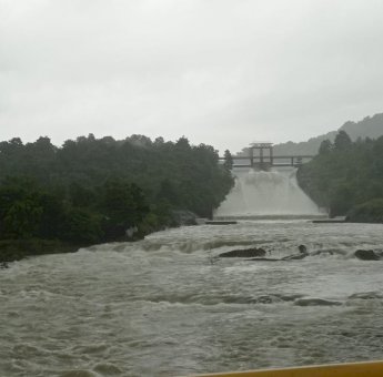 Pintu Bendungan Bili-bili Dibuka, Bupati Gowa Minta Warga Tak Beraktivitas di Aliran Sungai