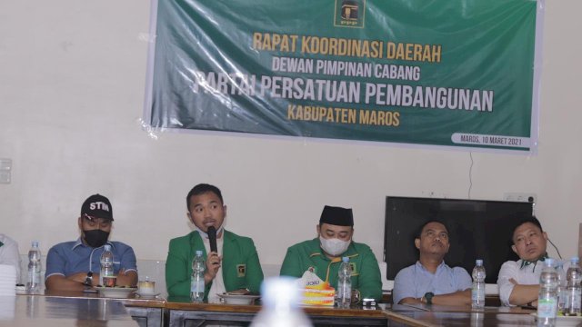 Wakil Ketua DPW PPP Sulsel Imam Fauzan Amir Uskara, saat menemui Kader DPC PPP Kabupaten Maros, Rabu (10/03/2021).