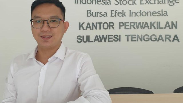 Pelaksana Harian Kepala Kantor Bursa Efek Indonesia (BEI) Sultra, Ricky. Foto: istimewa
