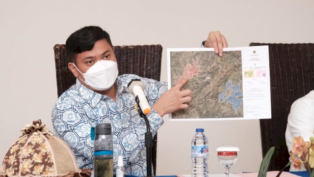 Bupati Gowa Adnan Purichta Ichsan, memimpin rapat dengan pihak PT Cimory dan Kementan RI di Hotel Celebes Kota Malino, Kecamatan Tinggimoncong, Jumat (12/03/2021). (Istimewa)