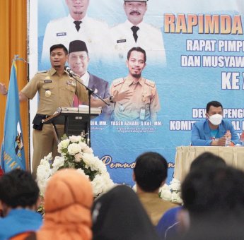 Adnan Minta KNPI Gowa Terus Terlibat dalam Pengembangan Kepemudaan