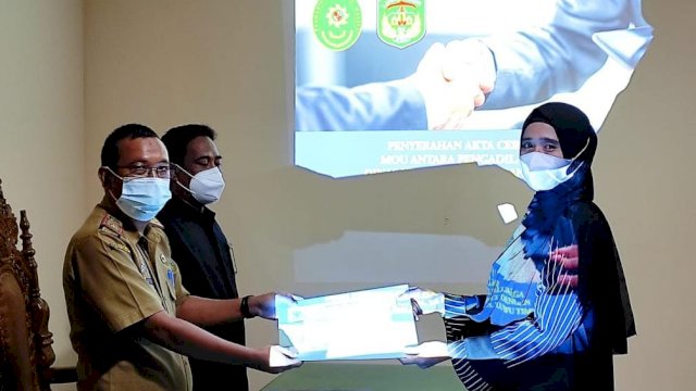 Tindaklanjuti MoU, Pemkab dan PA Malili Serahkan Dokumen 3 in 1 Inovasi Percepat Pelayanan