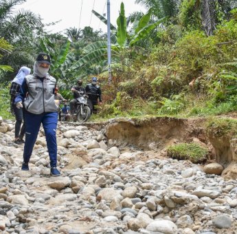 Soal Orang Sakit Ditandu di Dusun Pulao Luwu Utara, Begini Faktanya