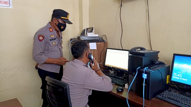 Sebagai komitmen memberikan pelayanan terbaik kepada masyarakat. Polres Gowa menyiapkan layanan pengaduan melalui Layanan 110. (Rhany)