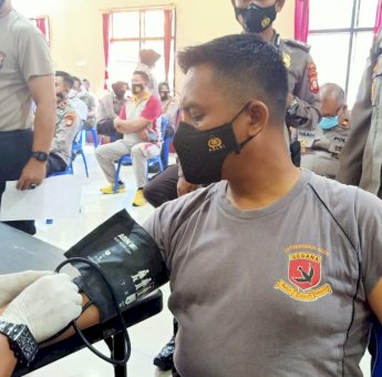 Personil Polres Gowa Jalani Vaksin Covid-19 Dosis Kedua