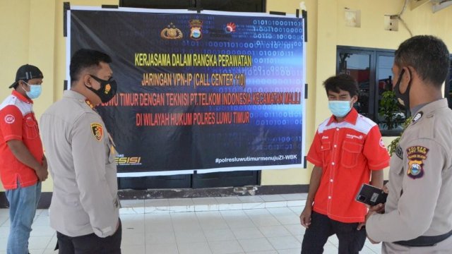 Kapolres Luwu Timur AKBP Indratmoko menjalin perjanjian kerja sama dengan PT. Telekomunikasi Indonesia (Telkom) cabang Malili dalam rangka perawatan jaringan VPN-IP (Call Center 110).