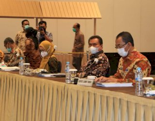 Sekda Luwu Timur Hadiri RUPS-LB Bank Sulselbar