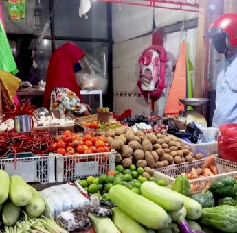 Dampak Musim Hujan, Harga Cabai di Sinjai Makin ‘Pedas’