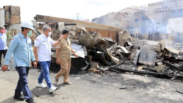 Enam unit rumah hangus terbakar di Desa Nikkel, Kecamatan Nuha, Kabupaten Luwu Timur, Kamis (25/3/2021).