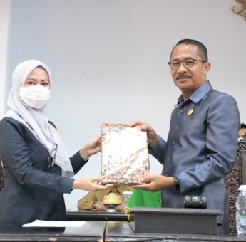 Serahkan LKPJ 2020 ke DPRD Luwu Utara, Bupati Kutip Falsafah Klasik Orang Bugis