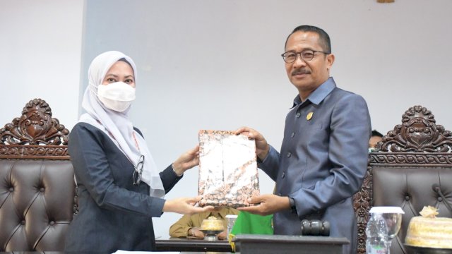 Serahkan LKPJ 2020 ke DPRD Luwu Utara, Bupati Kutip Falsafah Klasik Orang Bugis