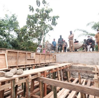 Tinjau Penyelesaian TMMD di Tanakaraeng, Adnan: Mudahkan Petani Setempat