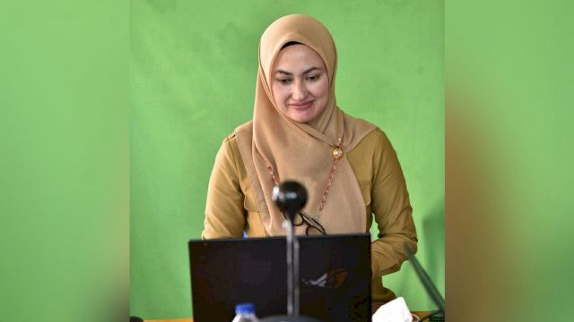 Bupati Luwu Utara Indah Putri Indriani, membawakan materi kepada CPNS IPDN, PKN STAN dan Umum se Indonesia Timur secara Virtual, Senin (15/03/2021).