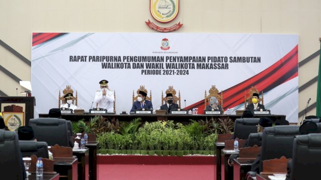 Rapat Paripurna DPRD Kota Makassar penyambutan Wali Kota Moh. Ramdhan Pomanto dan Wakil Wali Kota Fatmawati Rusdi, Jumat (26/02/2021).
