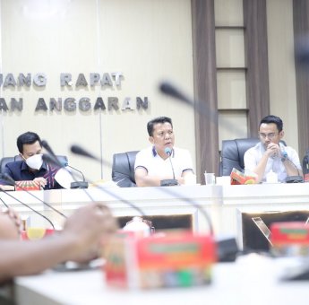 DPRD Makassar Mediasi Polemik Pemecatan Karyawan PT. Alpine Indo Makmur