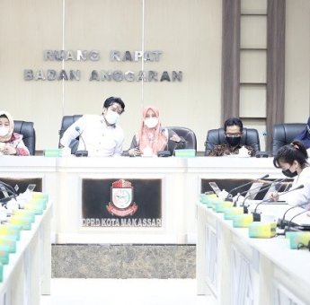 Tuntut Dana Asuransi Pensiun Dibayarkan, Komisi B DPRD Makassar Mediasi PDAM dan PT. Bumi Putera