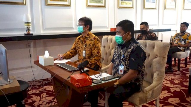 Kepala Dinas Kominfo Sulsel mengikuti kegiatan pendampingan kepada pemerintah kabupaten-kota dalam wilayah Provinsi Sulsel, bersama Kemenpan RB di Baruga Lounge, Kantor Gubernur, Jumat (26/03/2021).