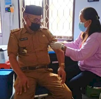 Diskominfo Palopo Bersama Wartawan Vaksinisasi Tahap Dua