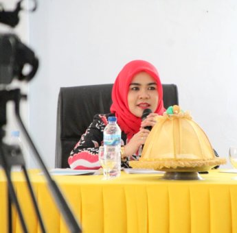 Nasyithah Usman Tampil Sebagai Pembicara Tentang PPID Utama dan PPID Pembantu