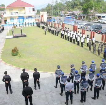 Hadiri Apel Gelar Pasukan Operasi Keselamatan, Wabup Imbau Warga Tetap Patuhi Prokes COVID-19